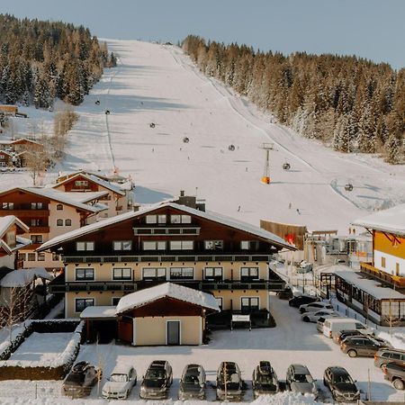 B&B Hotel Die Bergquelle Flachau Luaran gambar